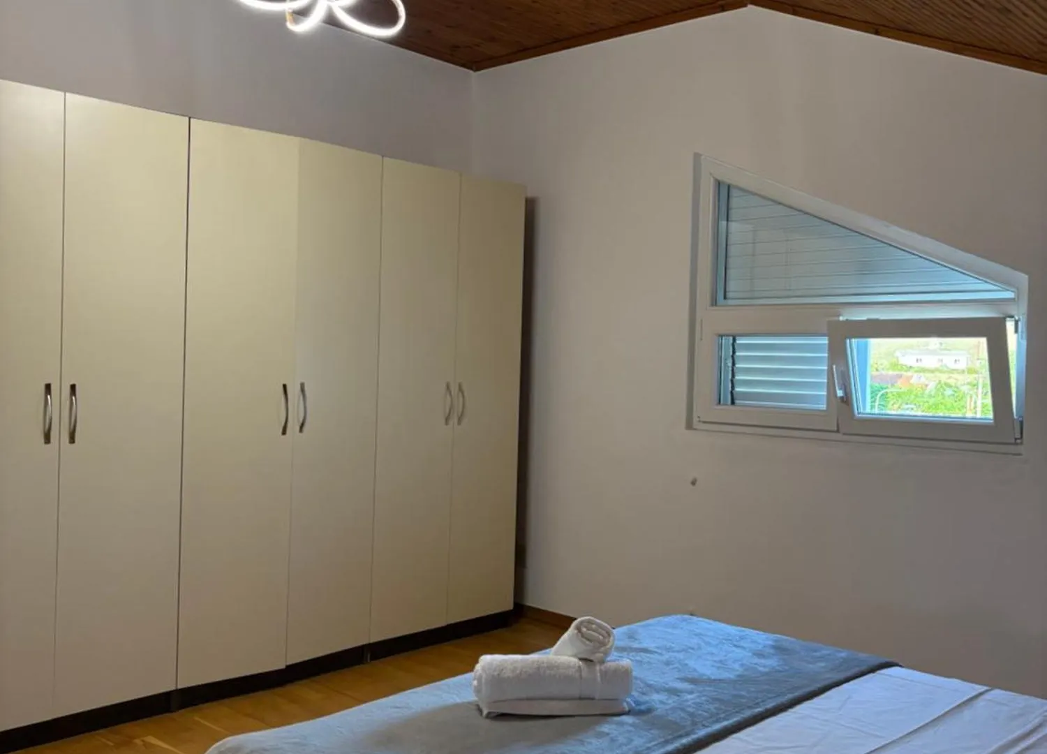 Pensionat Shkodra Rooms