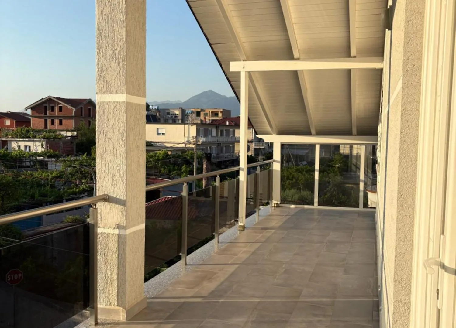 Pensionat Shkodra Rooms